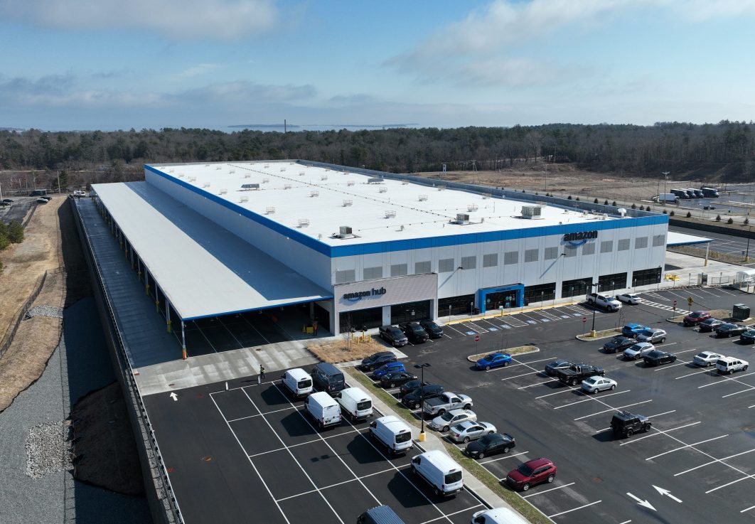 Sideview of Amazon Distribution Center